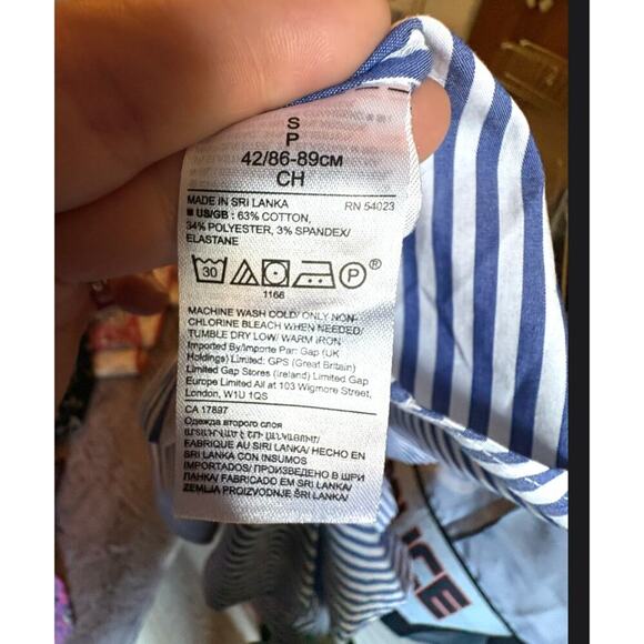 Banana Republic Blue & White Striped Balloon Sleeve Blouse - S (Sold Out!) - Picture 5 of 6